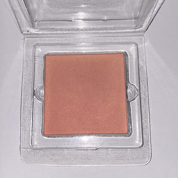 Estee Lauder Other - New Estée Lauder Peach Passion Blush New Tester